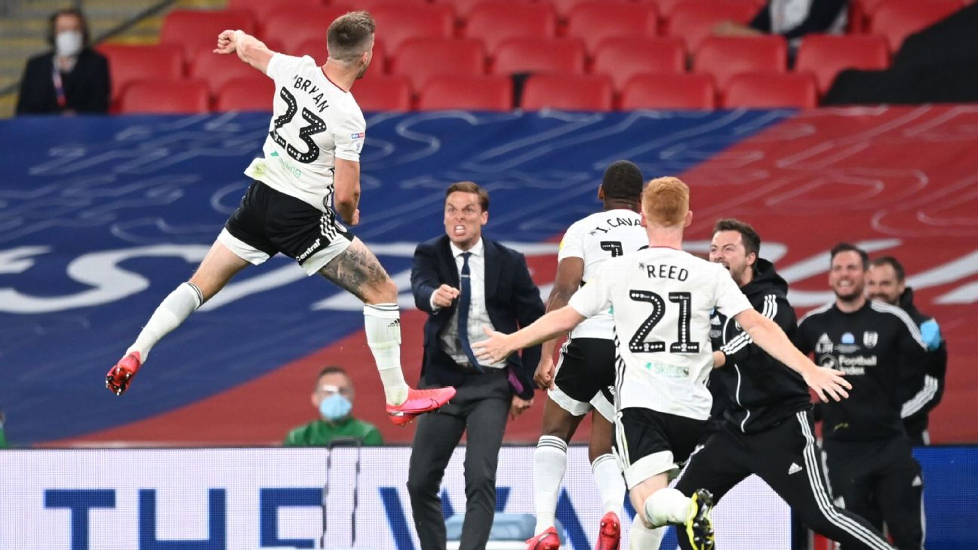 徐正源妻子炮轰成都蓉城：你们逼他说出自己走，孤立他.