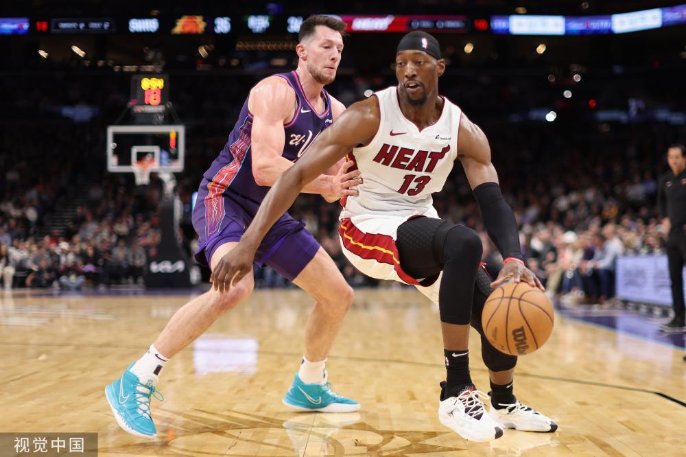 官方：39岁前中超金靴里亚斯科斯加盟哥乙球队帕尔米拉国际.